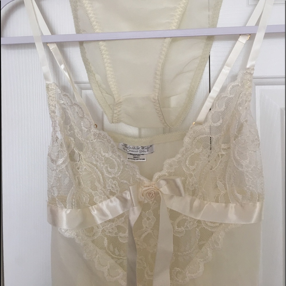 Cinema Exoile Nightgown